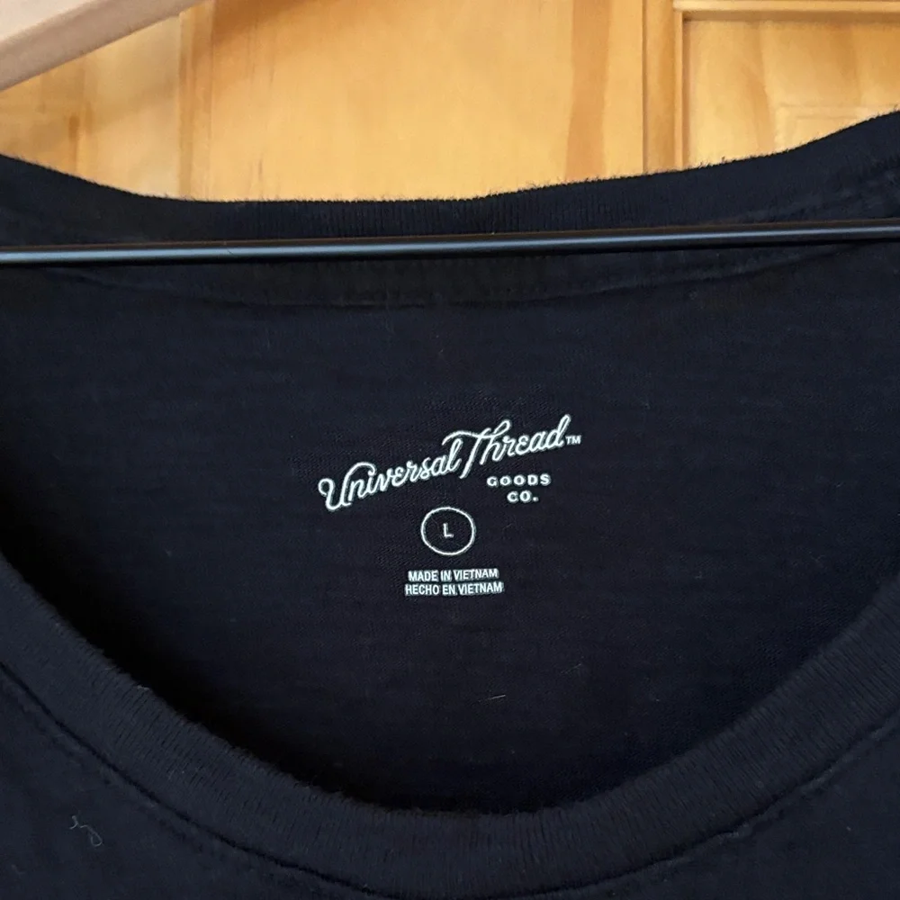 Universal Thread Black Short Sleeve tunic Tee - Picture 2 of 2